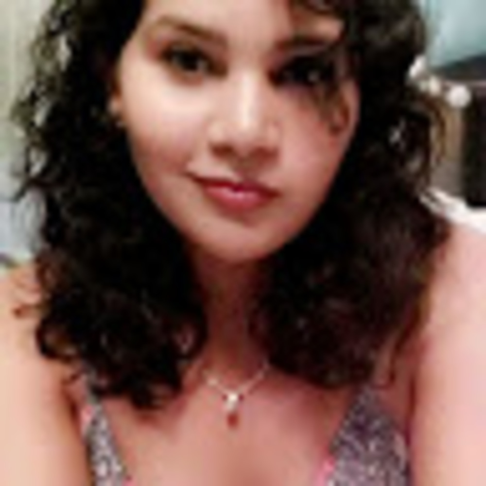 Meet your Posher, Aleida yiselle